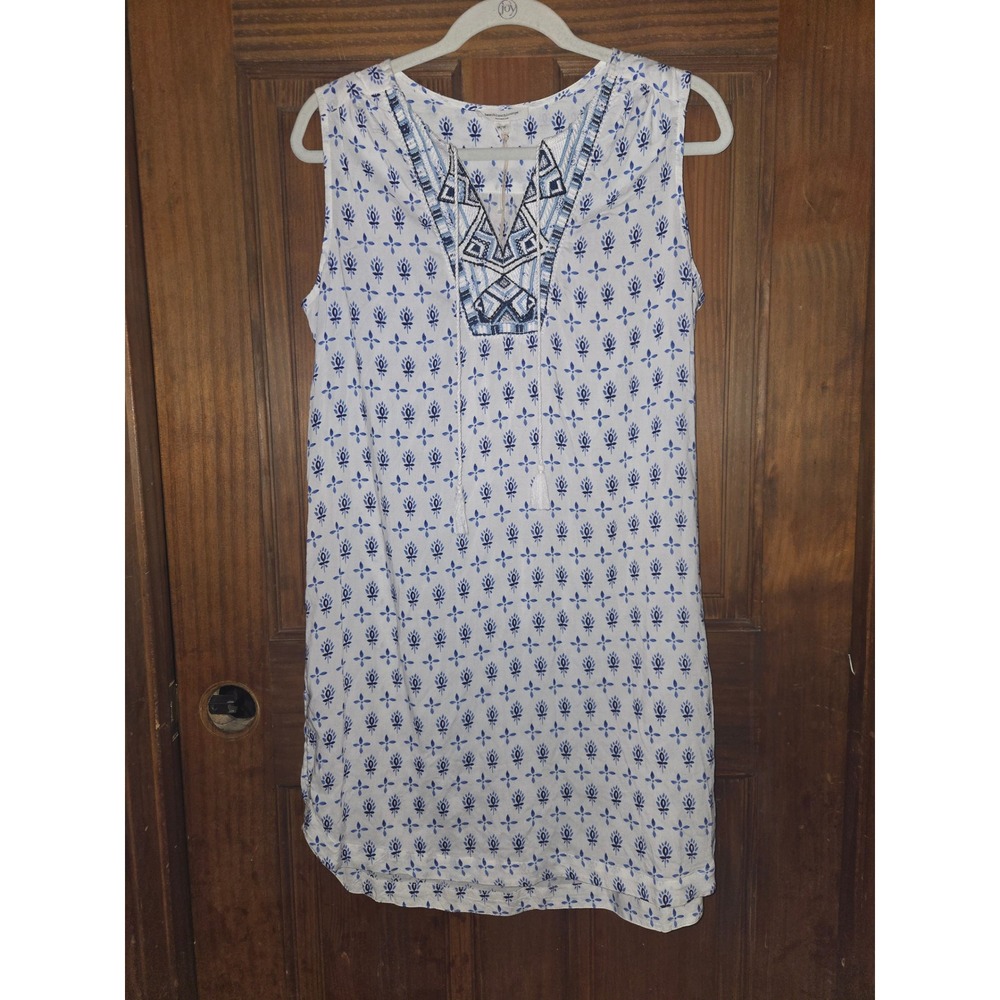 Beachlunchlounge Womens Blue White Embroidered Tassel V-Neck Shift Dress NWT M - Picture 2 of 5